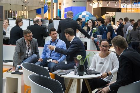 sales reps trade show